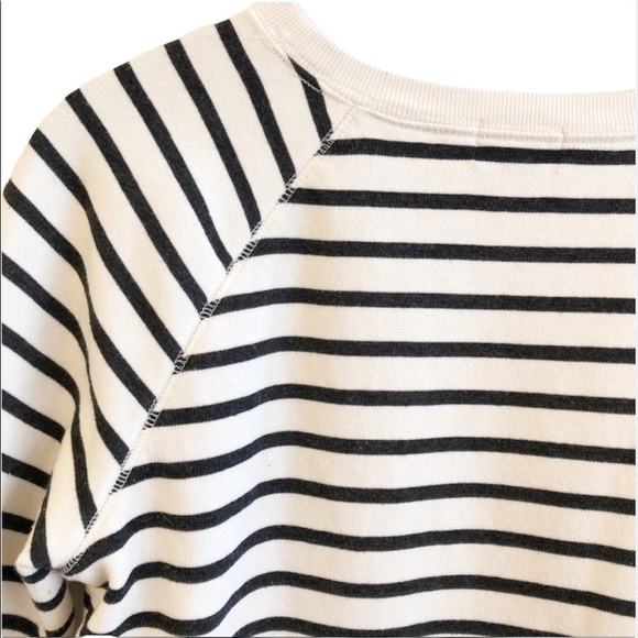 Old NAVY “Hello There”’Graphic Striped Sweatshirt Size Small in Black and White - Picture 11 of 14